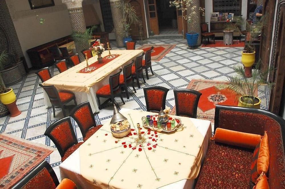Riad Dar Laura Фес Екстер'єр фото