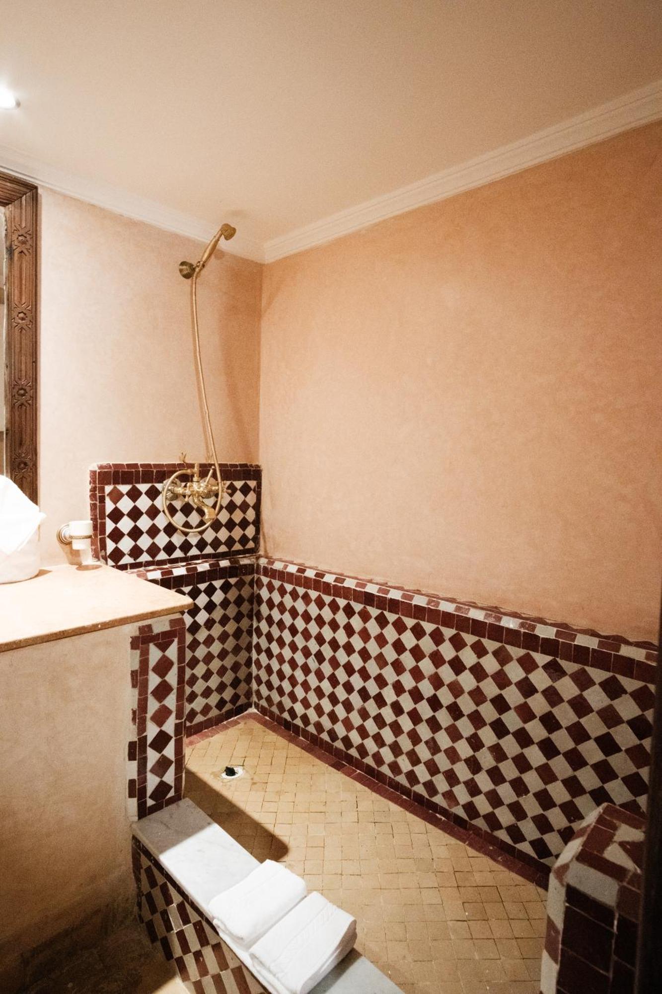 Riad Dar Laura Фес Екстер'єр фото