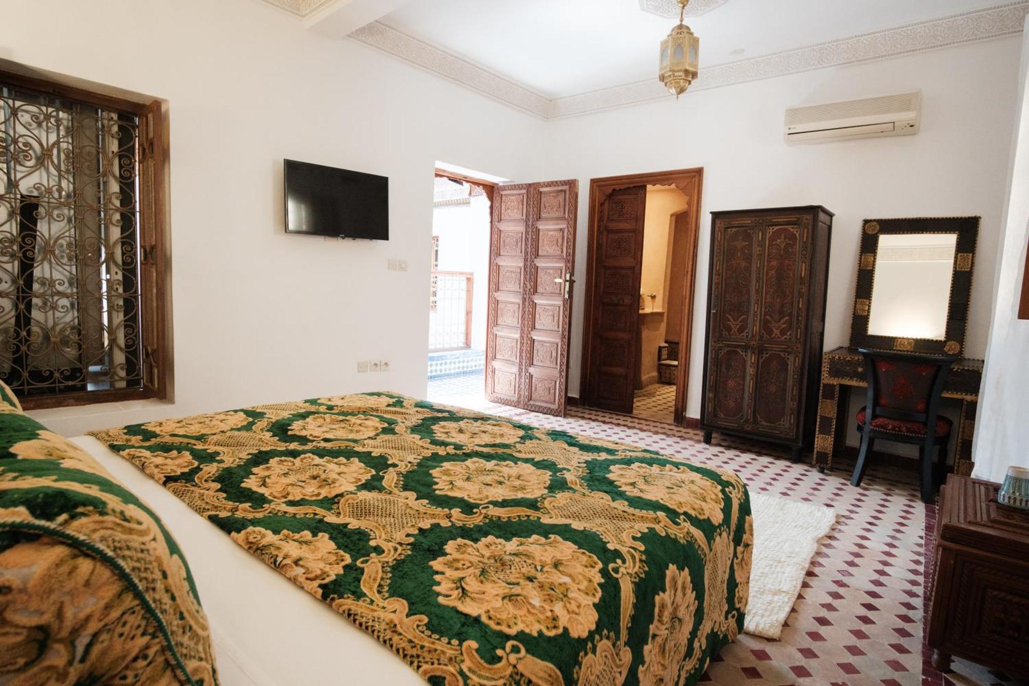 Riad Dar Laura Фес Екстер'єр фото